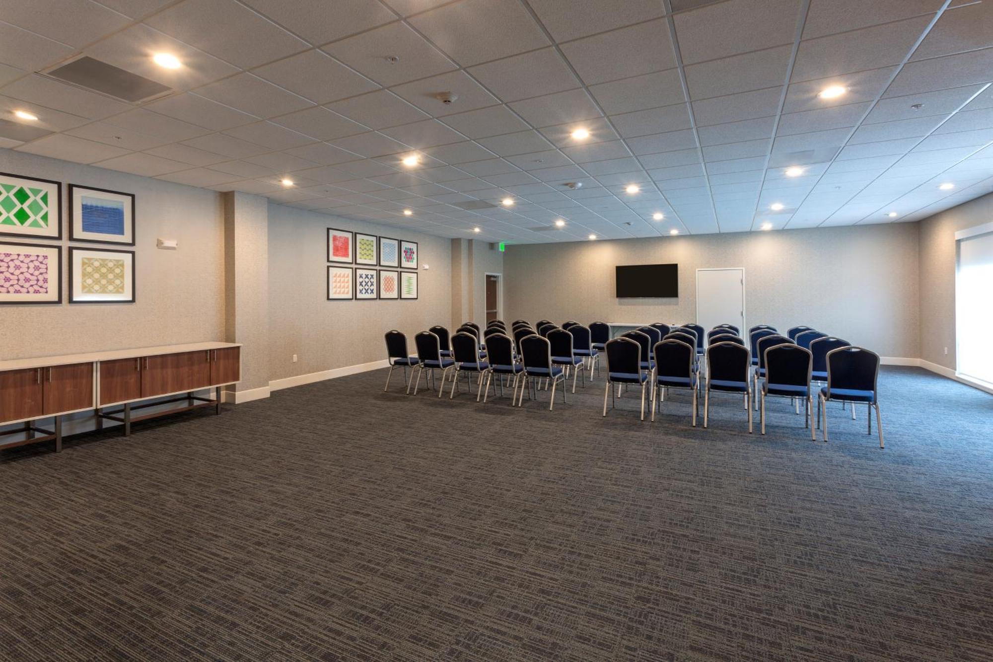 Holiday Inn Express & Suites - Seattle South - Tukwila By Ihg Dış mekan fotoğraf